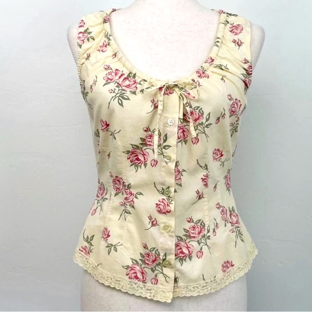 Victoria’s Secret Vintage Floral Milkmaid Top